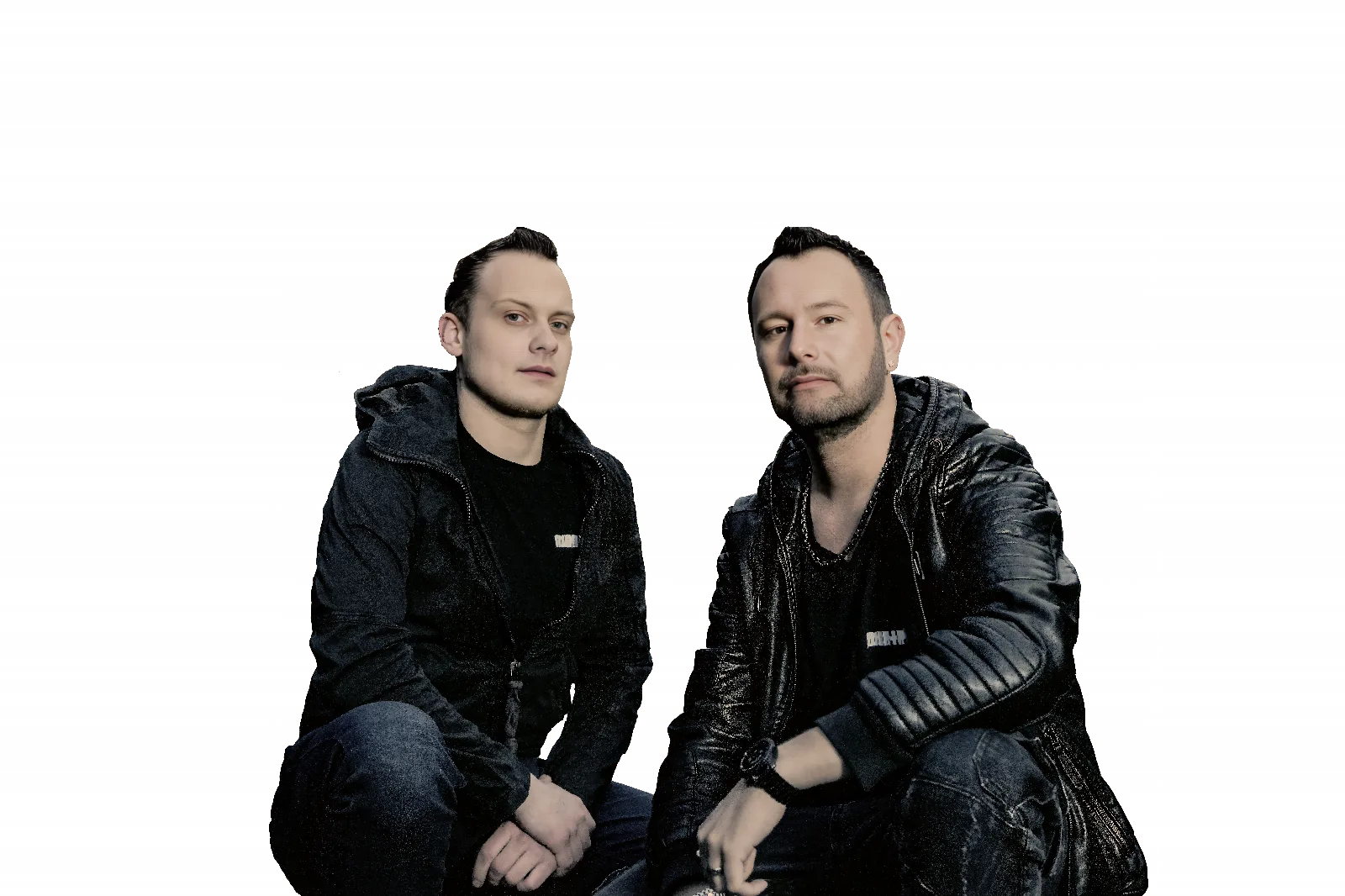 Cutout – Duo Kneeling (PNG, transparent)