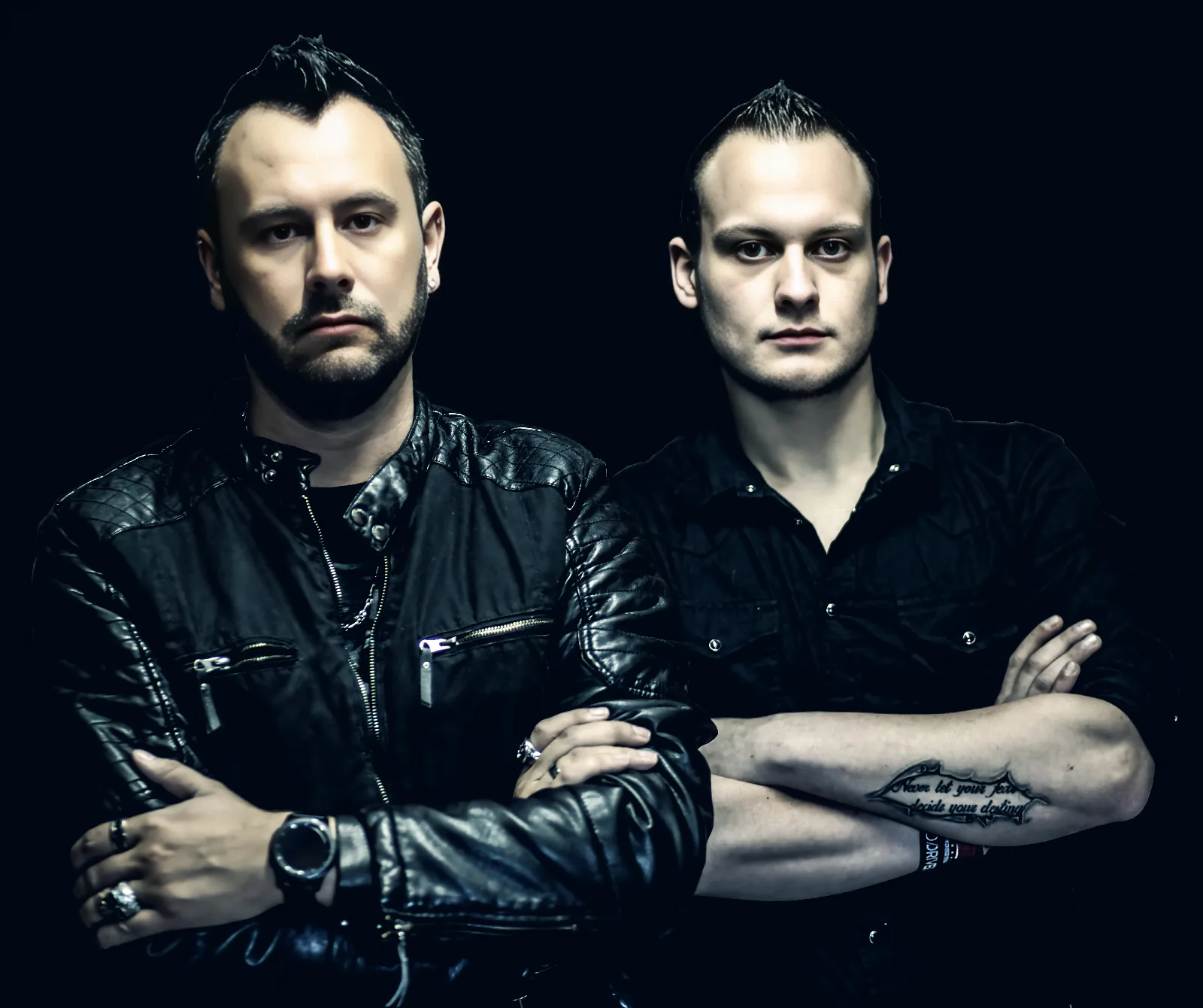 Duo Portrait – Leather